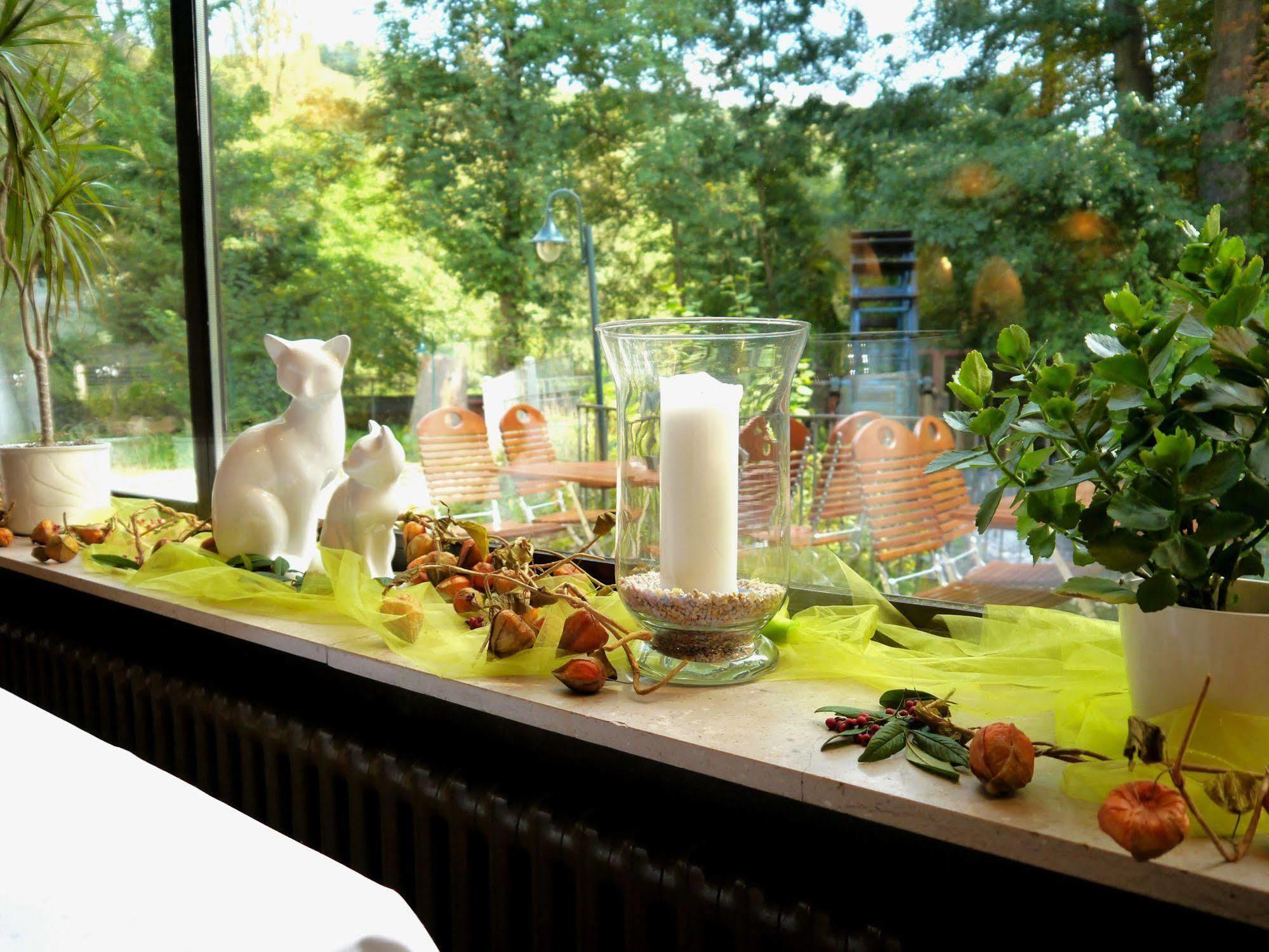 Hotel Und Weingut Karlsmuehle 멜터스돌프 외부 사진